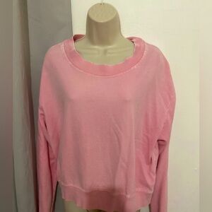 Pink crew sweater, extra large benefits, like a medium